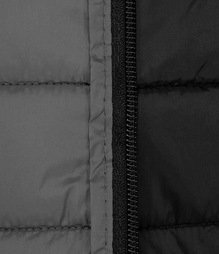 KB6110 Black Detail