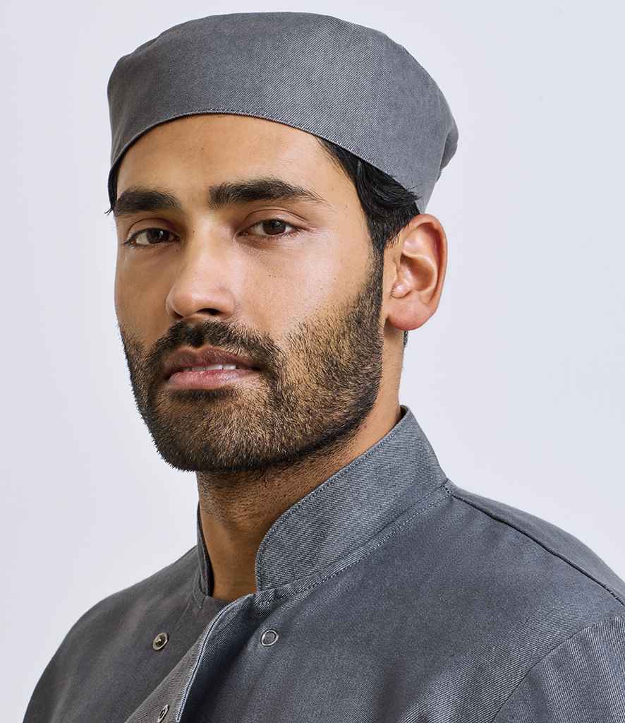 PR653 Grey Denim Model