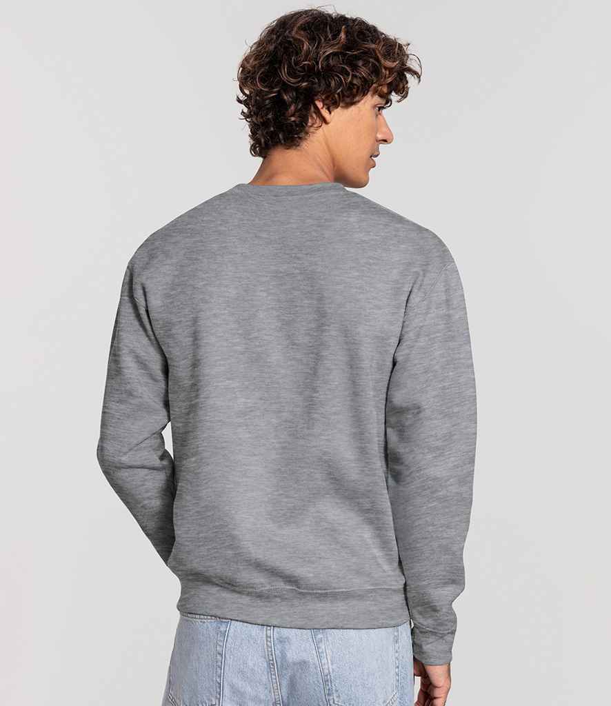 SS151 Athletic Heather Model