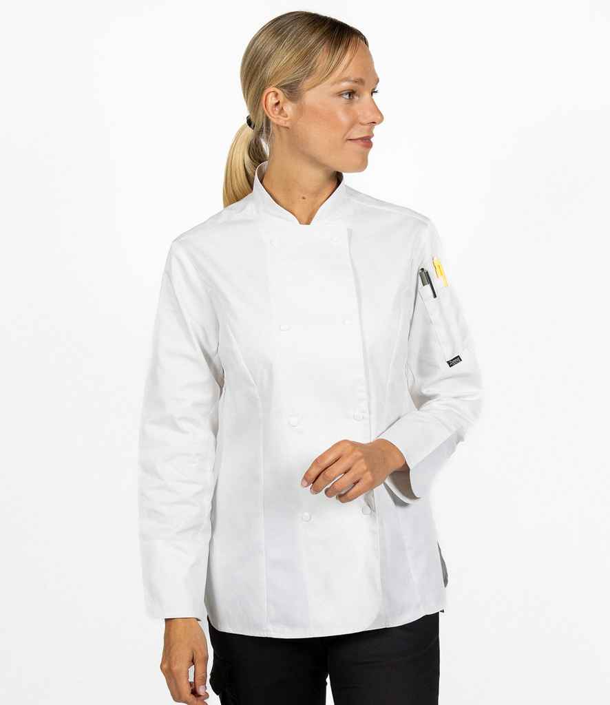 DE005 White Model