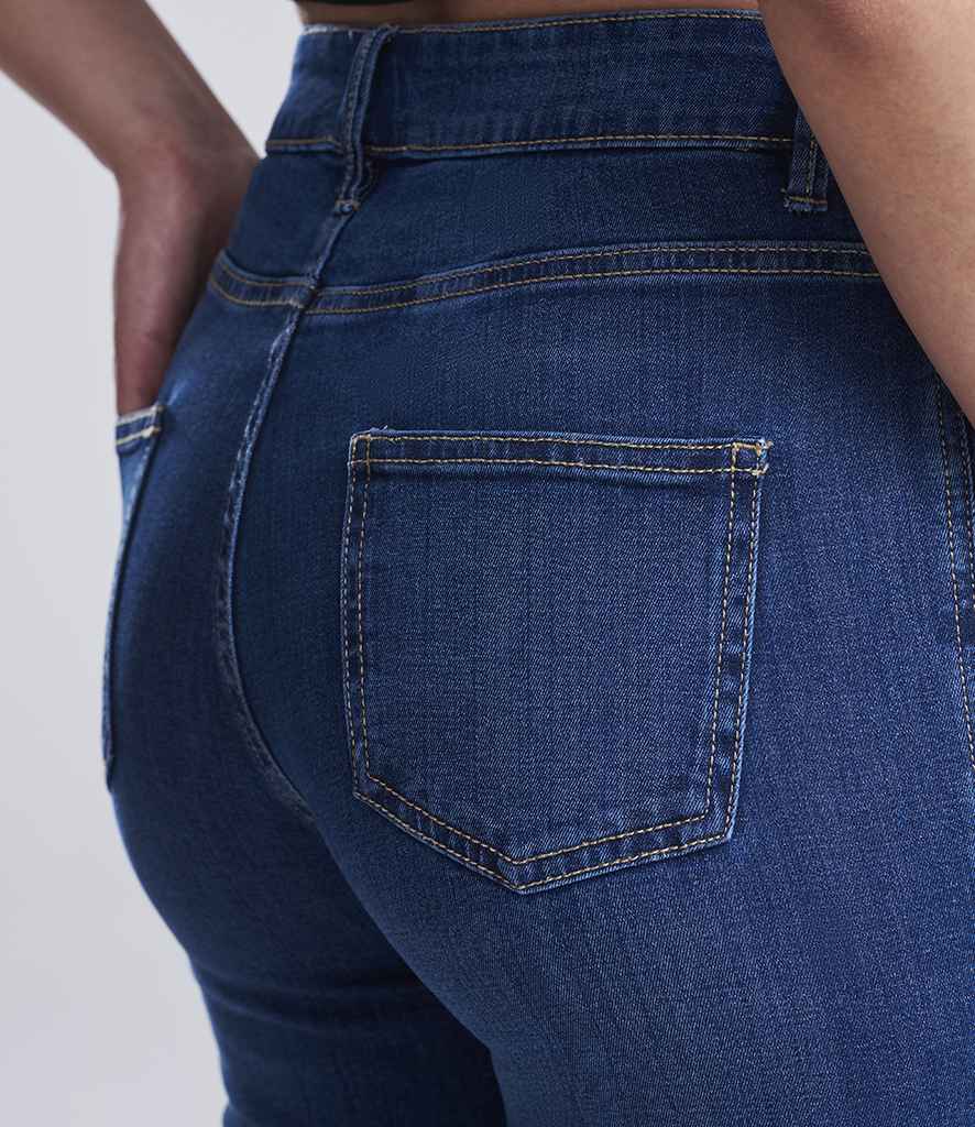 SD11 Dark Blue Wash Model