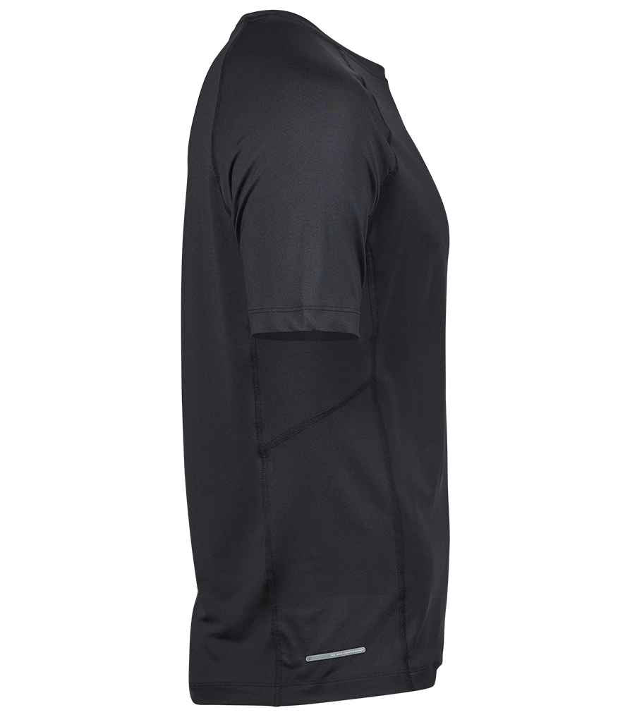 T7020 Black Right